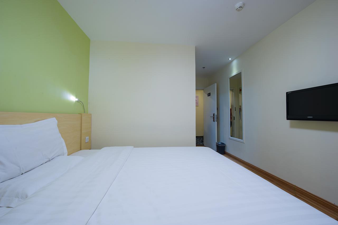 7Days Inn Qingdao Shandong Raod Zhenning Overpass Exterior photo